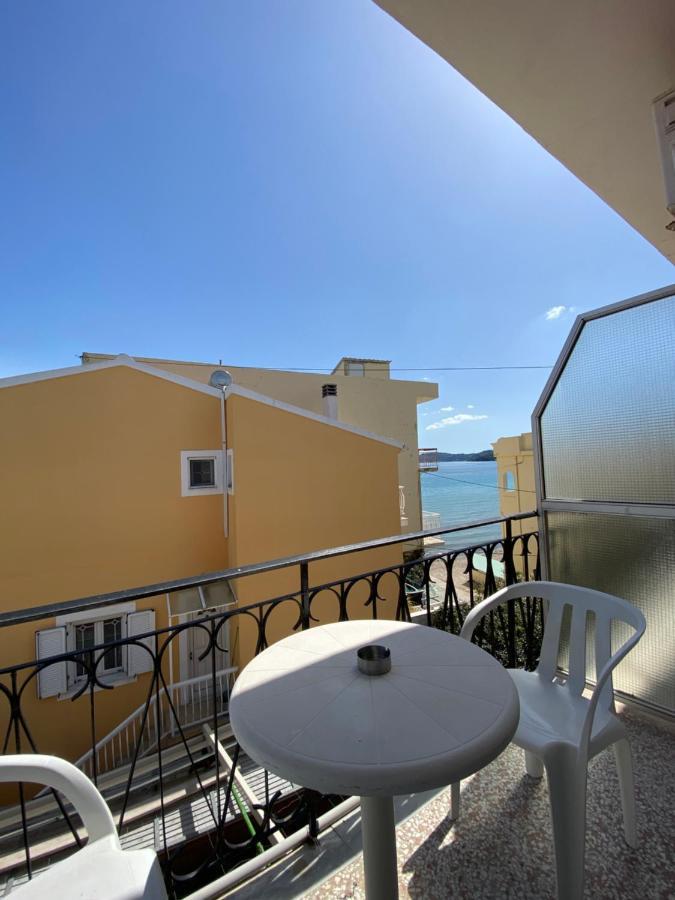 Pansion Roulis Hotel Moraitika Exterior photo