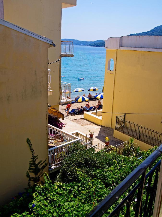 Pansion Roulis Hotel Moraitika Exterior photo